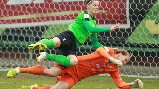 Górnik Łęczna lepszy od AZS PWSZ Wałbrzych, bialczanki też z kompletem