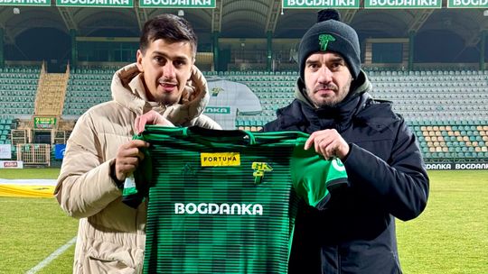 Górnik Łęczna ma nowego zawodnika. Ogłosił to w przerwie meczu z Miedzią Legnica