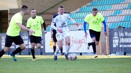 Górnik Łęczna rozgromił w sparingu Sokoła Adamów 6:0