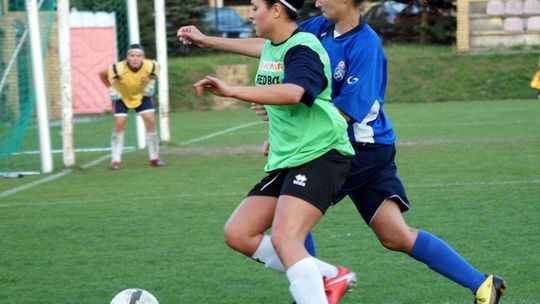 Górnik Łęczna – Unia Racibórz 1:3, AZS PSW Biała Podlaska – AZS Wrocław 0:1