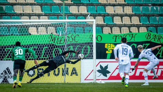 Górnik Łęczna wygrał pierwszy mecz w rundzie wiosennej i oddalił się od strefy spadkowej