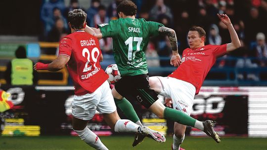 Górnik Łęczna znów zmierzy się z rywalem z czołówki. Tym razem z Chrobrym Głogów