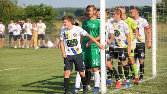 Granit Bychawa – Victoria Żmudź 1:0. Fortuna w końcu po stronie gospodarzy