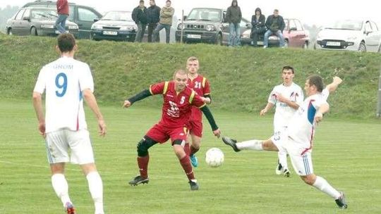 Grom lepszy w meczu na szczycie, wyniki zamojskiej okręgówki