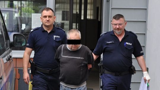 Groził rodzinie spaleniem domu 