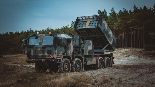 Grupa WB i koreańska Hanwha wspólnie zbudują fabrykę rakiet w Polsce