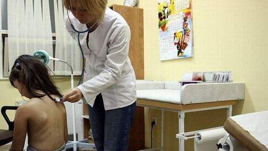 Grypa atakuje na wiosnę. Rośnie liczba zachorowań