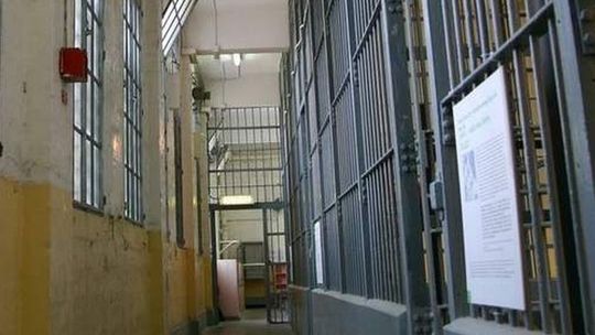 Gwałciciel i zabójca 11-latka wyszedł na wolność. \"Boimy się o życie\"