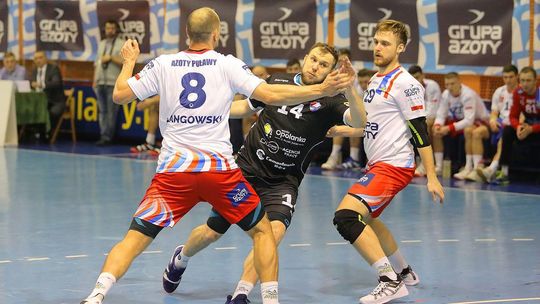 Gwardia Opole – Azoty Puławy 26:24. Awans się oddalił