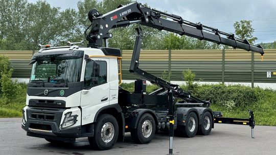 Hakowce – praktyczne rozwiązanie dla transportu odpadów budowlanych i przemysłowych, wynajem, sprzedaż oraz zastosowania w Polsce