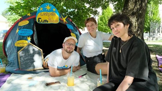 Hamaki, gry i pomysły na przyszłość Lublina. Plac Litewski w rytmie Międzynarodowego Dnia Młodzieży