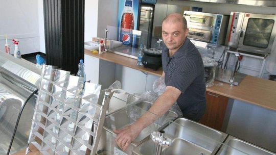 Hanka ubierała, a teraz Sławek da jeść. Nowy bar przy ul. Świętoduskiej