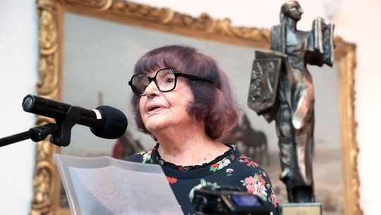 Hanna Krall Honorową Obywatelką Lublina. „Może literatura ma jakiś sens”