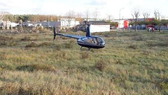Helikopter wylądował w Kraśniku. Internauci pytają, policja sprawdza. Już wiadomo po co