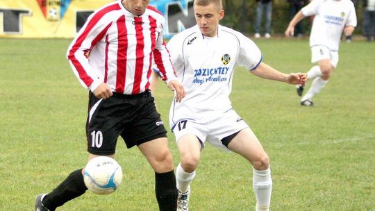 Hetman Gołąb - Wisła Annopol 6:2, Czarni Dęblin - Opolanin 1:3