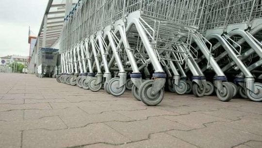 Hipermarkety czy obozy pracy?