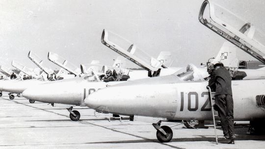 Historia Lotniczej Akademii Wojskowej w Dęblinie na zdjęciach