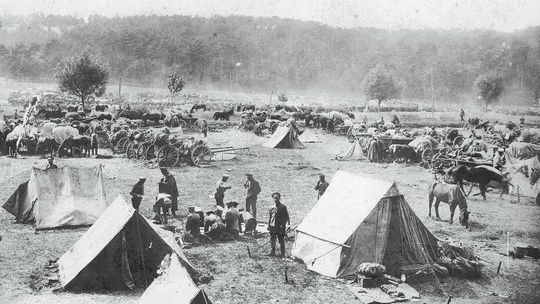 Historia. Puławy ku Odrodzonej: Wielka wojna trwa