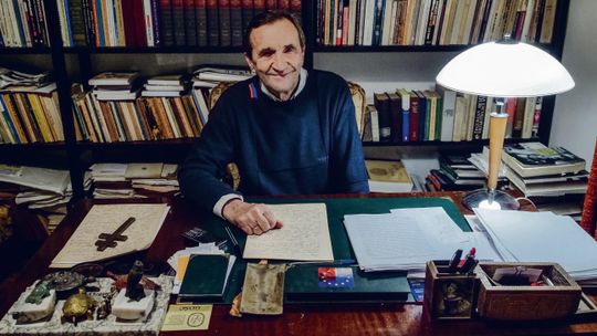 Historię trzeba uprawiać bez gniewu i stronniczości 