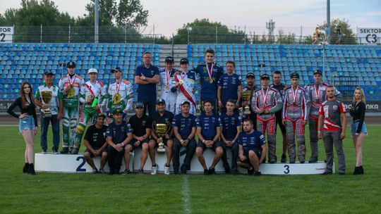 Historyczny wyczyn Motoru Lublin. Juniorzy obronili tytuł w MMPPK, ale to nie wszystko [zdjęcia]