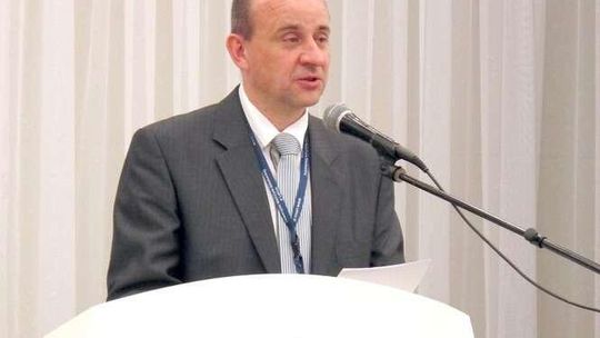 Historyk UMCS: Nie róbmy tak, że jak sąsiad powiesił flagę, to ja powieszę większą