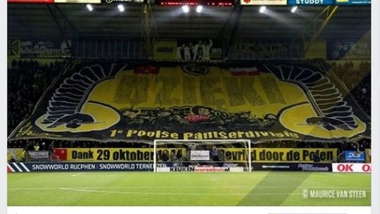 Holandia: Niezwykła oprawa na meczu na cześć gen. Stanisława Maczka