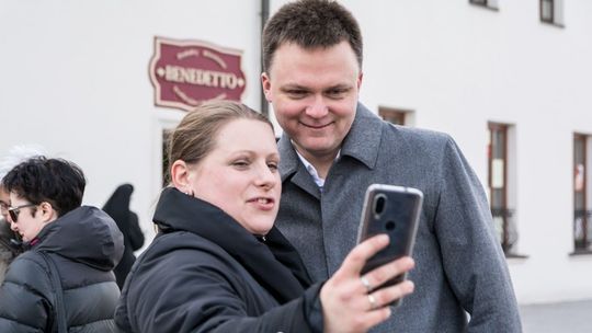 Hołownia może mieć czterech lubelskich posłów. "Bralibyśmy w ciemno"