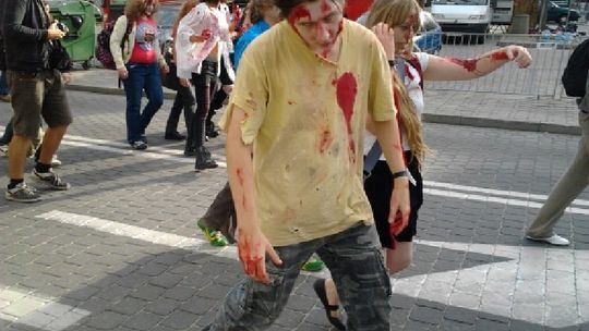 Horda zombie przeszła ulicami Zielonej Góry