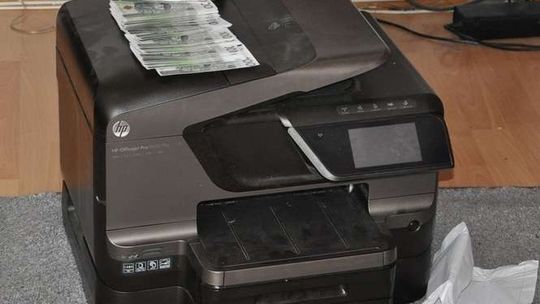 Horodło: Podrabiali pieniądze na drukarce