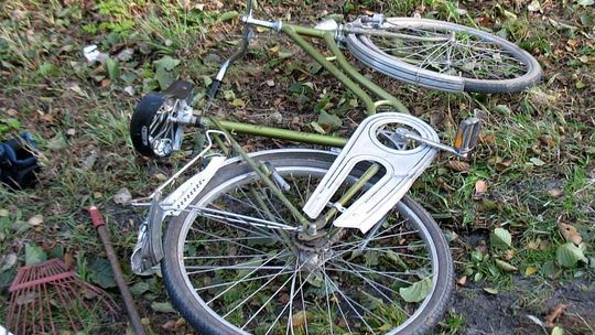 Horodyszcze: Ciężarówka zaczepiła o grabie, rowerzystka ranna