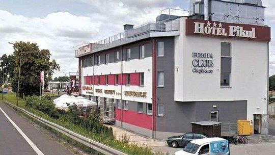 Hotel chce być większy, urzędnicy nie pozwalają