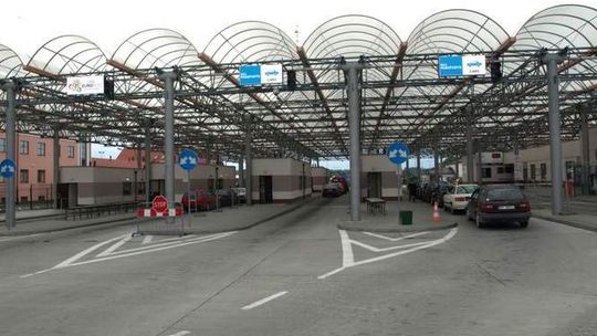 Hrebenne: Utrudnienia na granicy, trwają prace remontowe