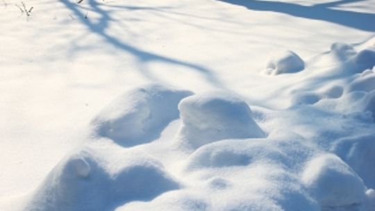 Hrubieszów: Kompletnie pijany spał na śniegu. Omal nie zamarzł