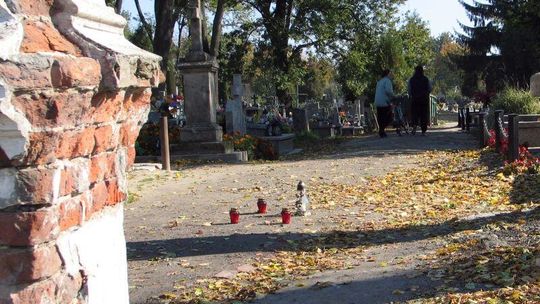 Hrubieszów: Nie ma dożywocia dla sprawców brutalnego mordu na cmentarzu