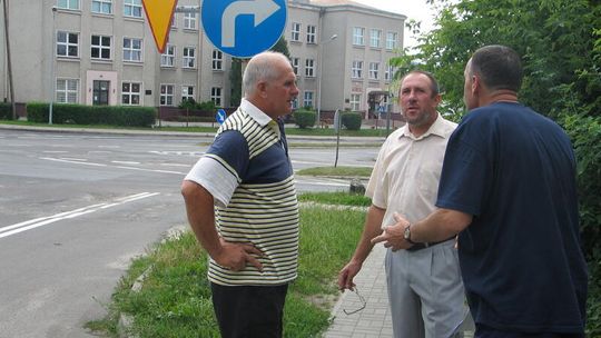 Hrubieszów: Oskarża poprzednie władze, bo \"chcą go zniszczyć\"