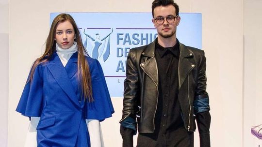 Hubert z Rokitna ubiera gwiazdy. "Projektuję modę niecodzienną i niełatwą"