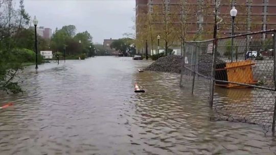Huragan Florence: Zginęło 5 osób, setki tysięcy ludzi bez prądu