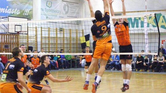 Huragan i Centrum Augustów na razie na remis