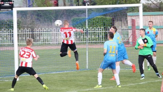 Huragan sięga po graczy Gromu Kąkolewica