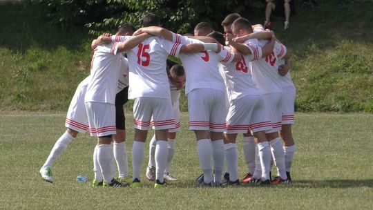 Huragan szaleje niczym tornado. Wyniki bialskiej klasy okręgowej