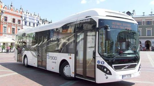 Hybryda na ulicach Zamościa. Wsiadamy i jeździmy. Do niedzieli