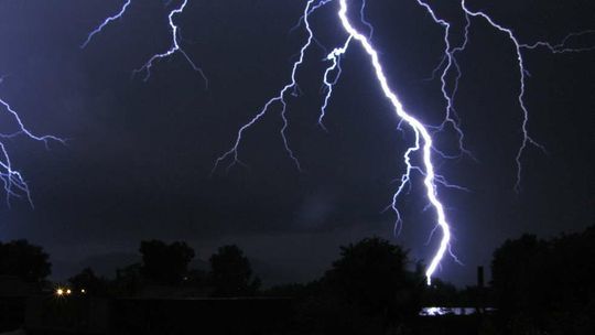 Idą burze. Alert dla połowy województwa lubelskiego