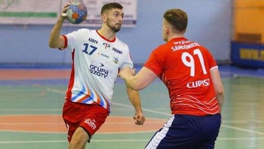 II liga piłkarzy ręcznych: Wygrana Azotów II, porażka Padwy Zamość