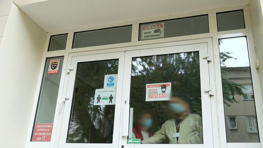 II LO im. Zamoyskiego w Lublinie całkowicie zawiesza zajęcia stacjonarne z powodu koronawirusa