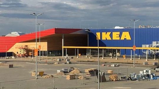 IKEA w Lublinie. Kończy się budowa sklepu. Zdjęto część ogrodzenia