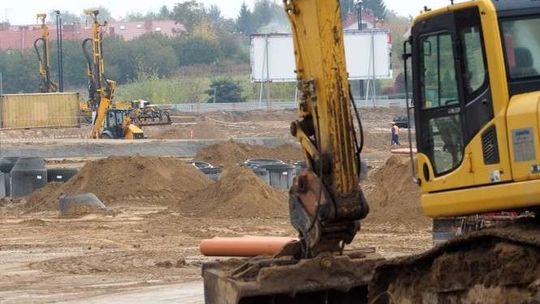 IKEA wmuruje kamień węgielny pod budowę. Już wiadomo kiedy