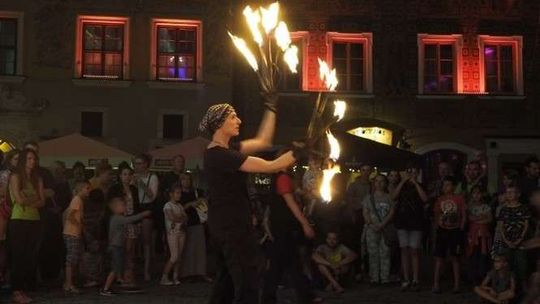 Ile miasto wyda na reklamę Carnavalu Sztukmistrzów?