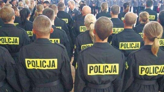 Ile można zarobić w policji? W 2018 roku mniej przyjęć do lubelskiego garnizonu