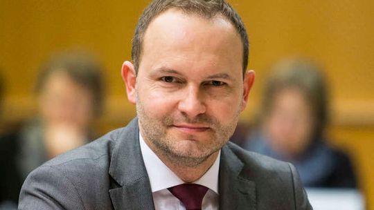 Ile wolnego wyboru w mediach społecznościowych? 
