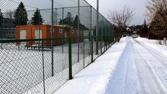 Im boisko nie przeszkadzało, ale to oni będą mieli najbliżej ekrany akustyczne
